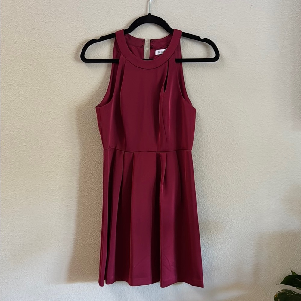 Elegant Burgundy Sleeveless Dress